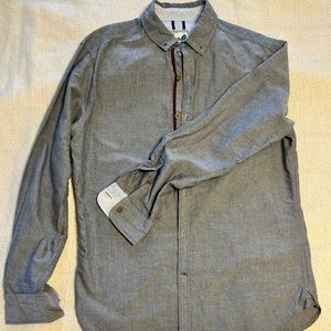 Men’s button down. Organic.